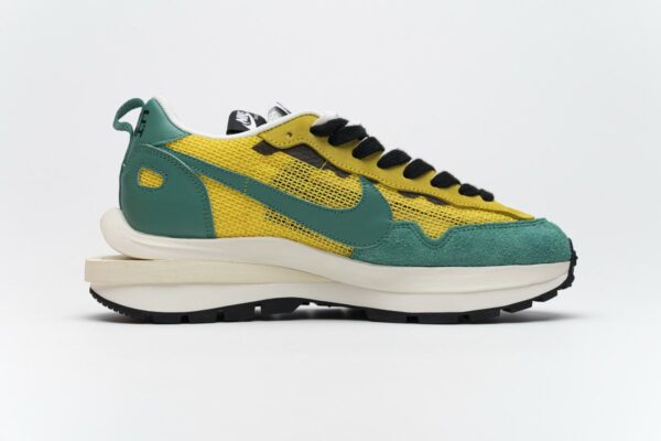 CI9928-300 Sacai x Nike Pegasua Vaporfly Yellow Green - Image 9