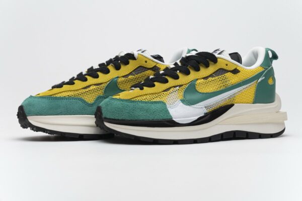 CI9928-300 Sacai x Nike Pegasua Vaporfly Yellow Green - Image 7